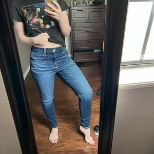 Curvy Jeggings (American Eagle)
